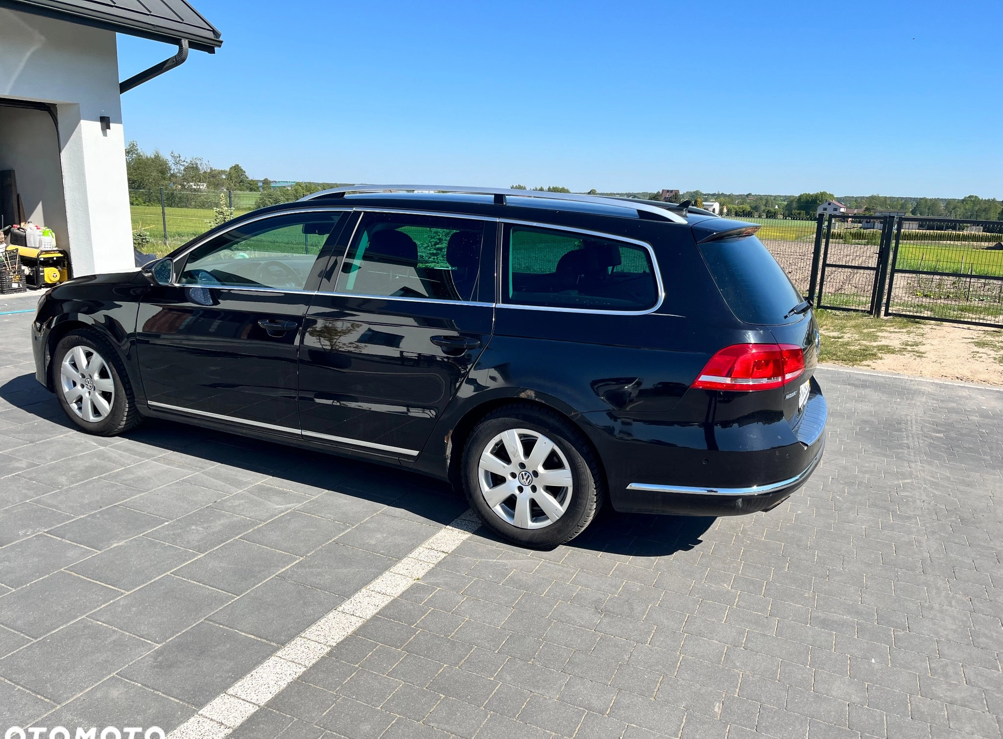 Volkswagen Passat cena 27500 przebieg: 260000, rok produkcji 2011 z Tuchola małe 154